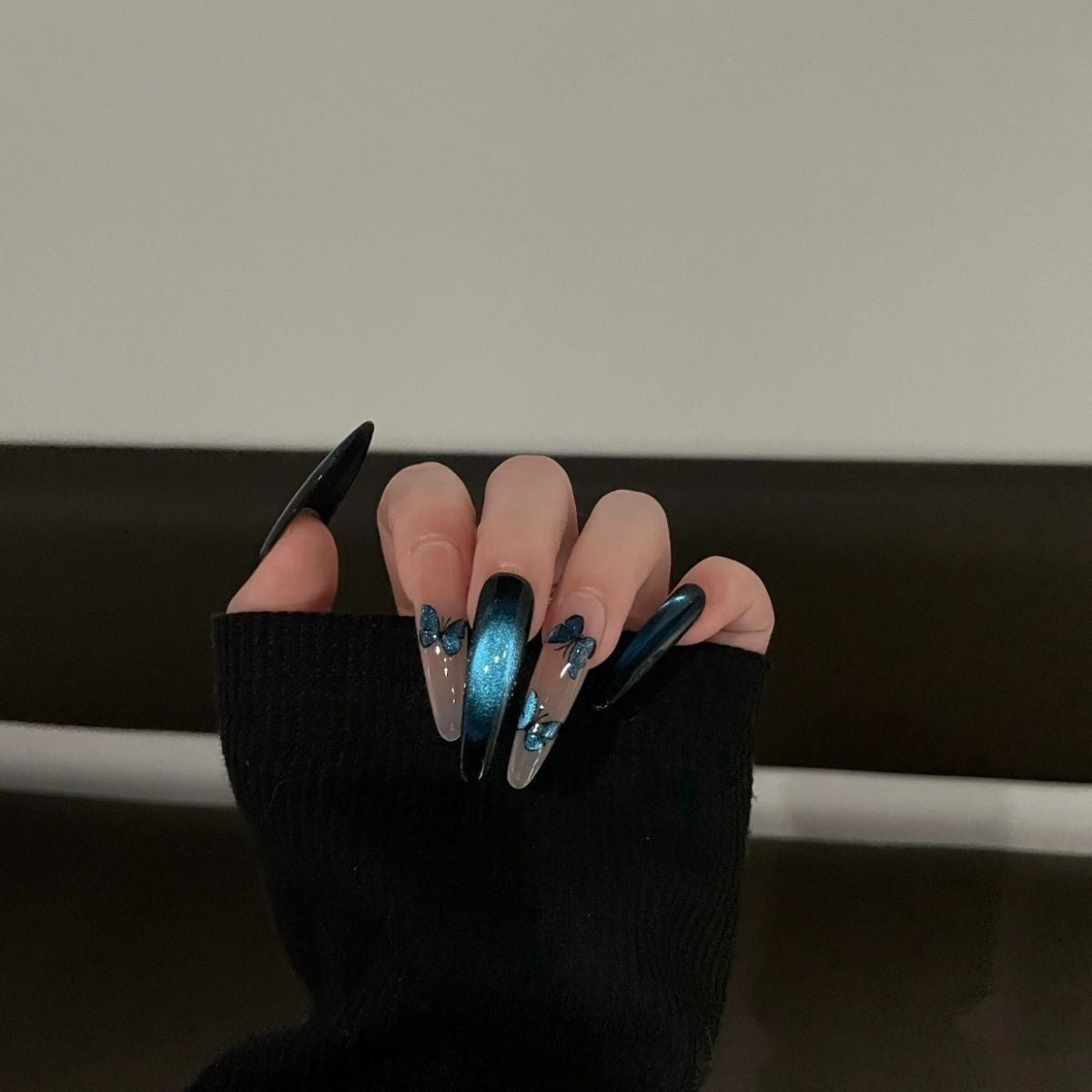 Aurora Glam in Blue-Black with Butterfly Cat's Eye | Wearing Armor Nail | Gel Nail Strips