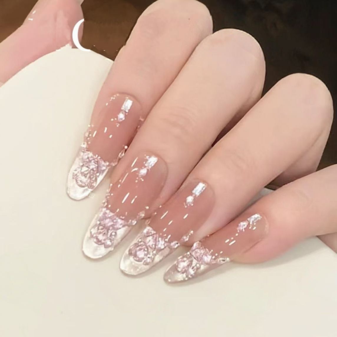 Press-on Nails with a Dazzling Cat's Eye Sparkle | Wearing Armor Nail | Gel Nail Strips