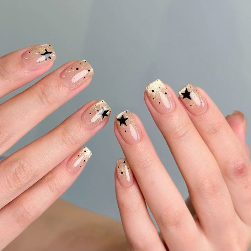 Black Five-Point Star Press-on Nails Wearing Armor Nail | Gel Nail Strips