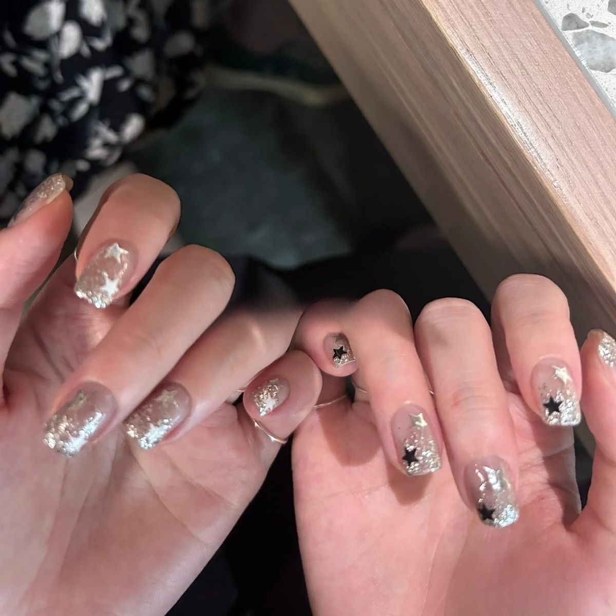 Short Press-on Nails with Black & White Star | Wearing Armor Nail | Gel Nail Strips