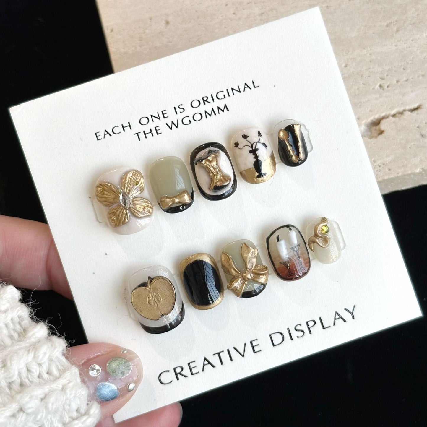 Vintage Chic Press-on Nails | Wearing Armor Nail | Gel Nail Strips